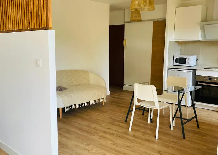 L'oree Du Bois * אז'אקסיו